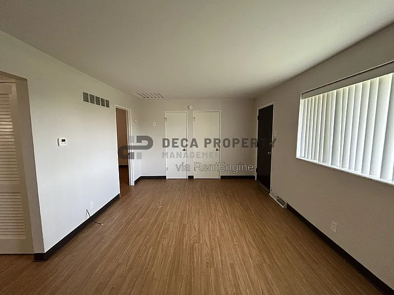 9385 Minerva Ave — Photo 3