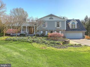 330 Wire Rd, York, PA 17402