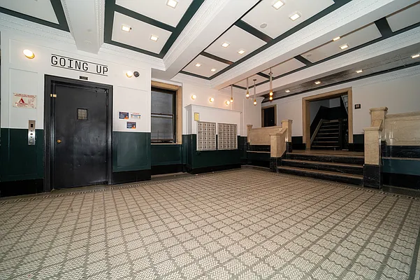 Rented by Corcoran | media 31