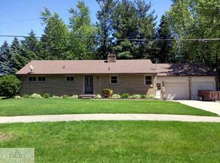 5656 Green Rd, Haslett, MI 48840