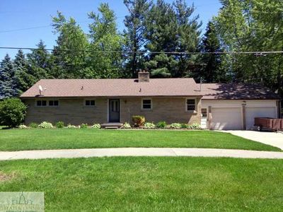 5656 Green Rd, Haslett, MI, 48840