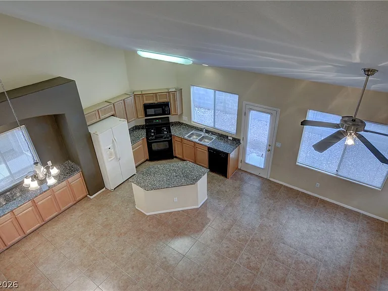 9540 Gibbon Ave — Photo 33