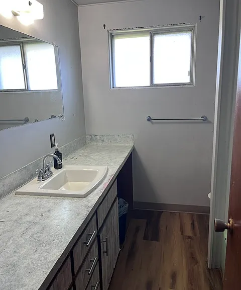 527 Hayden Bridge Pl — Photo 6