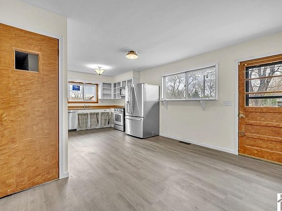 3rd image of 6360 Old Mayfield Rd