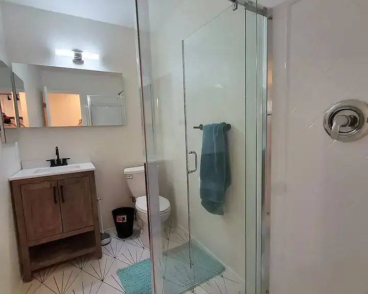 2138 Garnet Ave — Photo 11