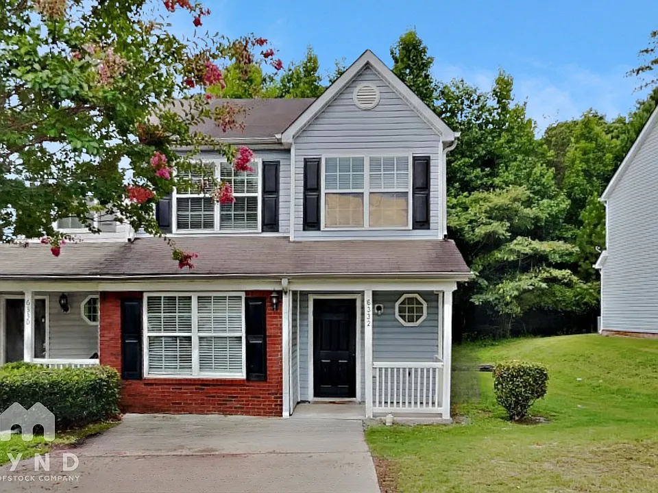 6332 Hickory Lane Cir