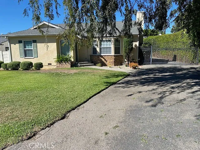 4 bed, 1973 sqft, $4,200 — Photo 2