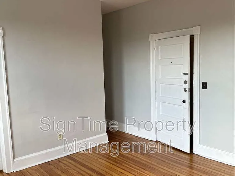238 Summit Ave #6 — Photo 7
