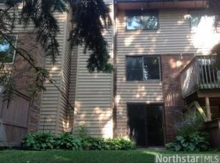 4851 Spring Cir, Minnetonka, MN 55345