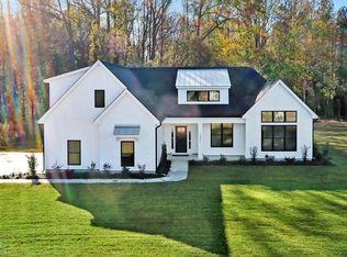 10891 Ashton Road, Burgaw, NC 28425