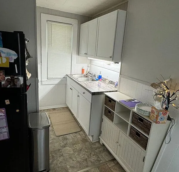 106 Cottage St — Photo 7