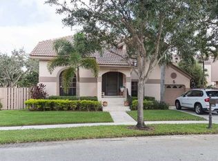 10681 NW 17th St, Plantation, FL 33322