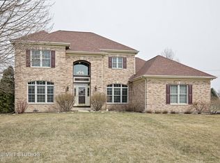 8440 Watson Cir, Crystal Lake, IL 60014