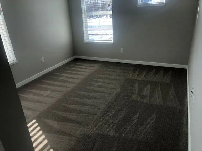 311 SW Brookside Dr — Photo 22