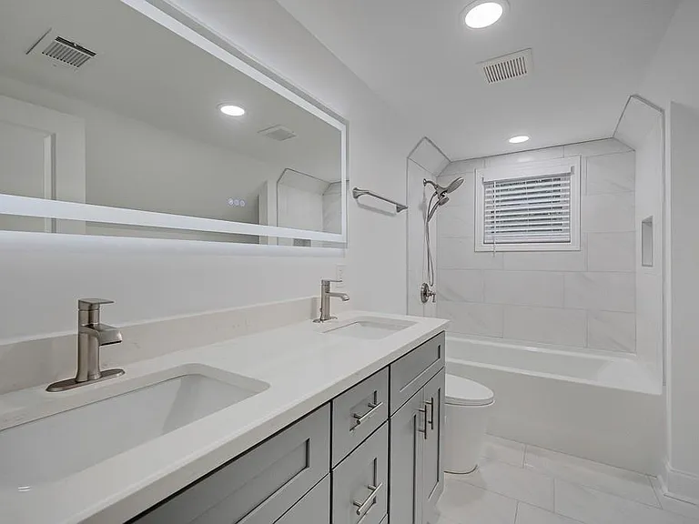 593 Lynnhaven Dr SW — Photo 27