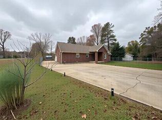 2841 Kirkman Rd, Chattanooga, TN 37421