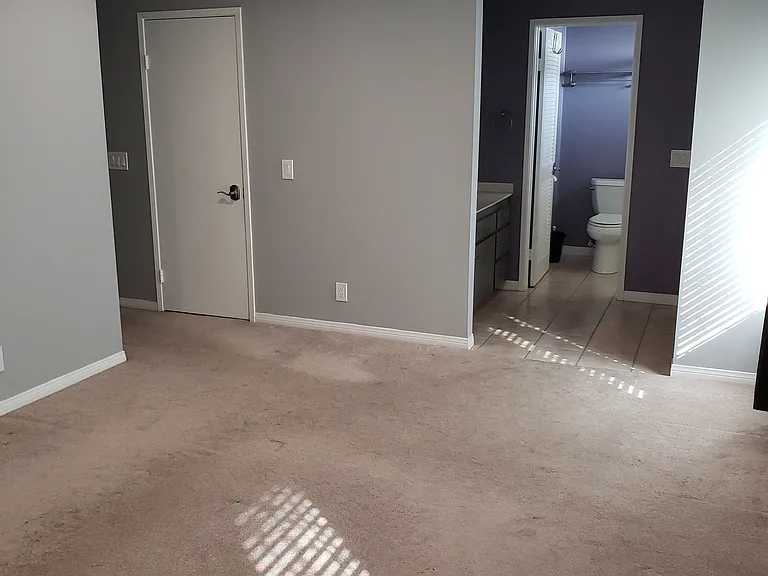 S Willowspring Dr — Photo 4