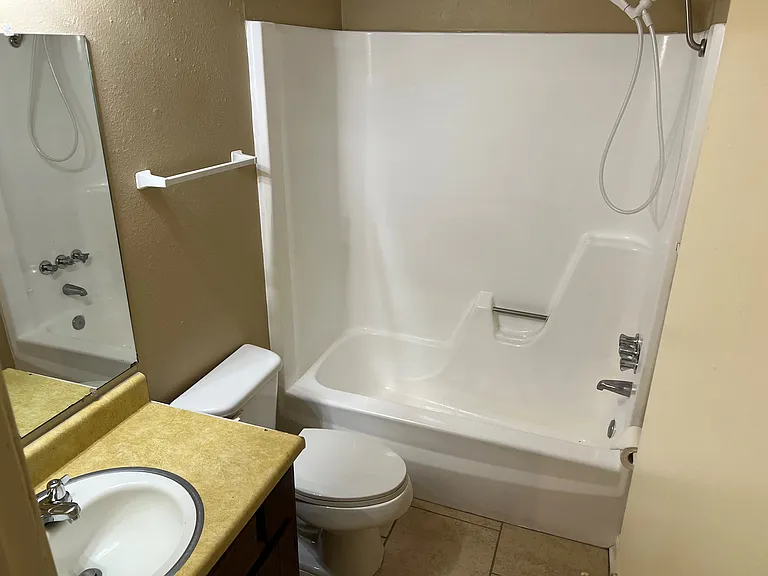 3161 Glenda Ave #208 — Photo 6
