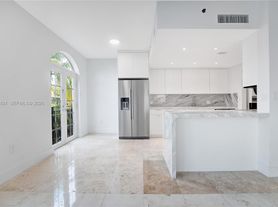 730 3rd St, Miami Beach, FL