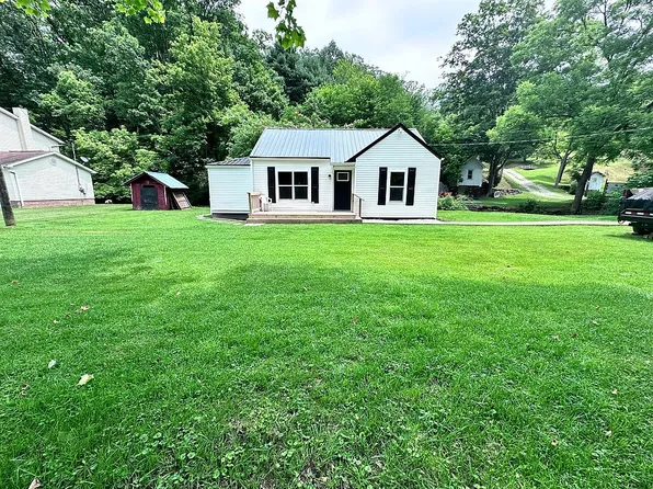 11 Geraint Rd, Charleston, WV 25312