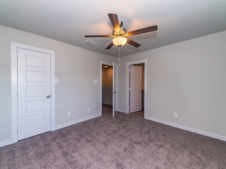 803 Abigail Aly — Photo 12