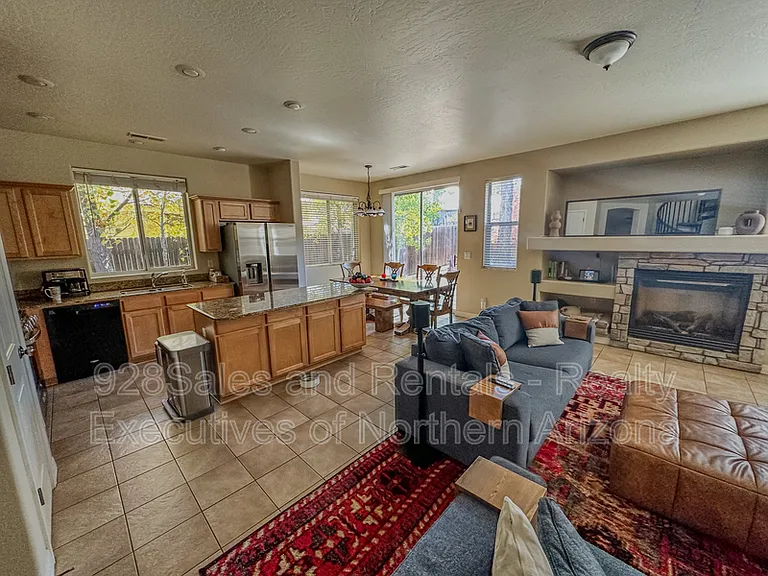 537 W Nugget Trl — Photo 34