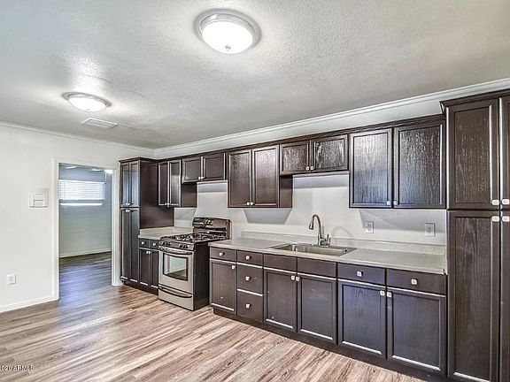 2nd image of 2616 W Hayward Ave