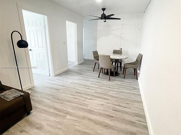 2nd image of 324 Surfside Blvd APT 12