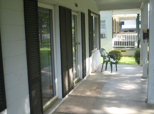 1021 Willowbrook Dr, Greensboro, NC 27403