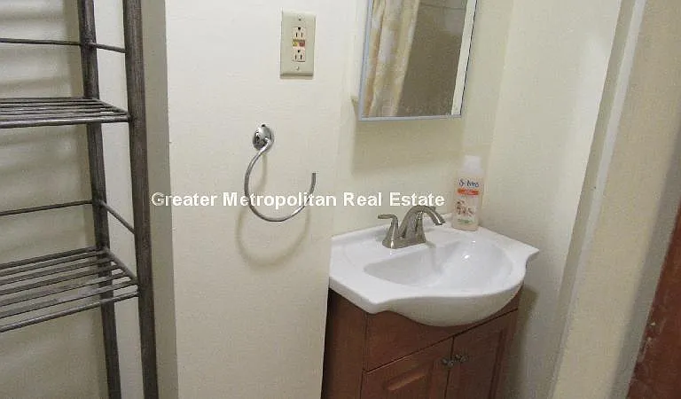 16 Battery St #4R — Photo 43