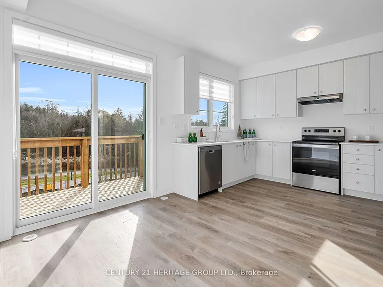 96 Lyall Stokes Cir — Photo 5