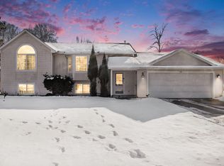 214 Apollo Pl, Wayland, MI 49348