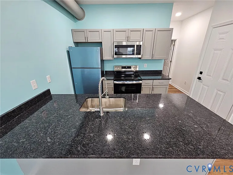 1812 Stockton St #B — Photo 5