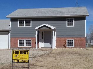 2013 E Gray Rd, New Cambria, KS 67470