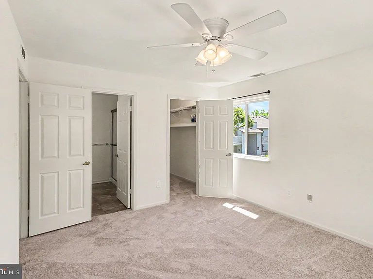 902 Dogwood Ct — Photo 15
