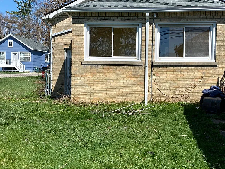 31 Forthton Dr — Photo 3