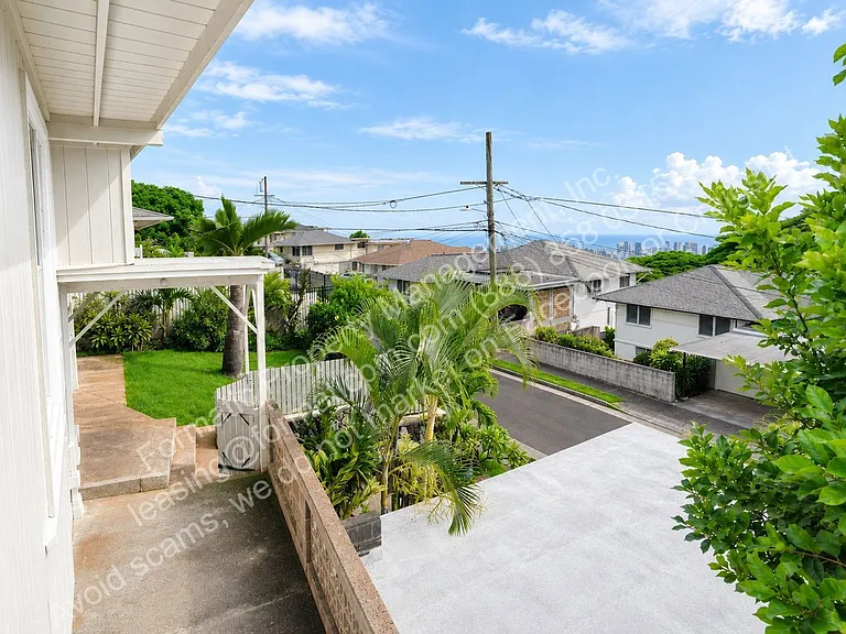 3018 Alencastre Pl — Photo 21