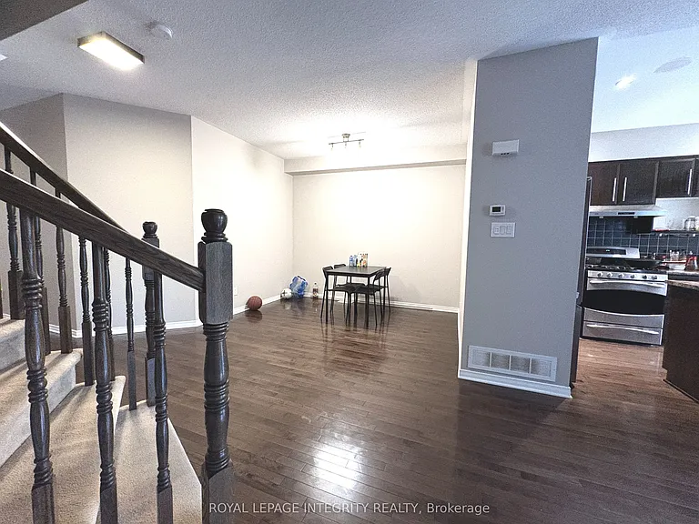 254 Badgeley Ave — Photo 19