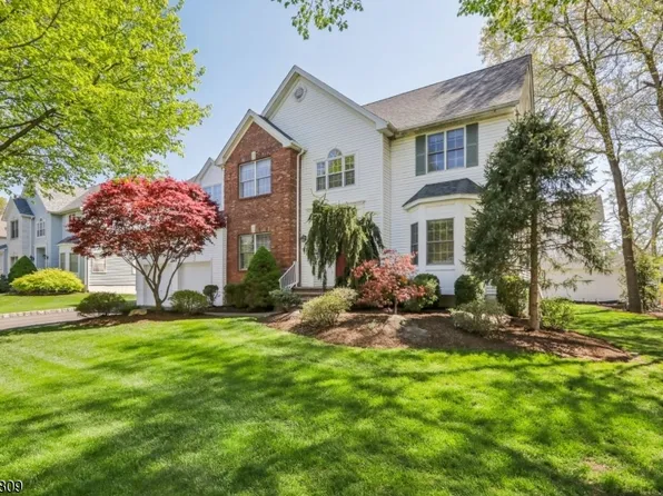 2 Schindler Way, Livingston Twp., NJ 07039