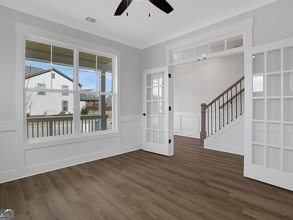 7th image of this home