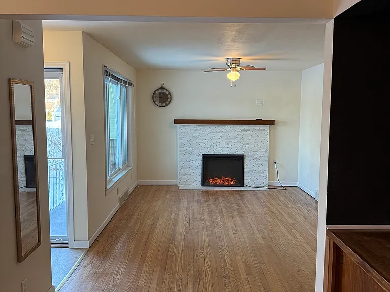 5 Hotchkiss Ter — Photo 4