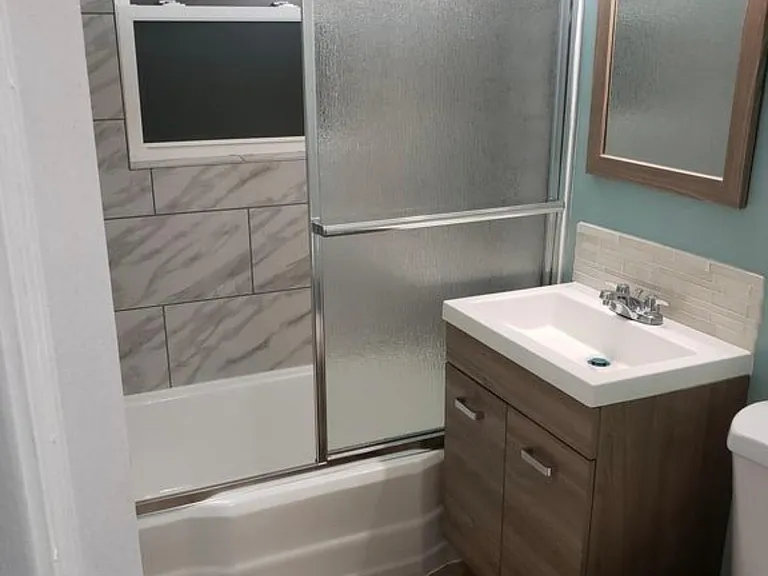 7830 S South Shore Dr #6 — Photo 5