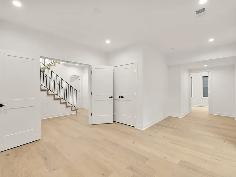 5015 Elm St — Photo 41