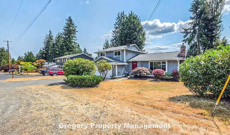 3532 111th Pl SE — Photo 2