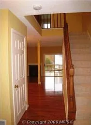 3 bed, 3.5 bath, 1800 sqft, $2,800 — Photo 2