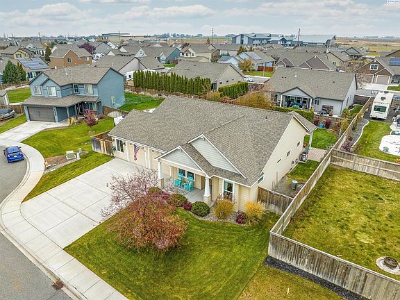 2nd image of 9007 Cheshire Ct