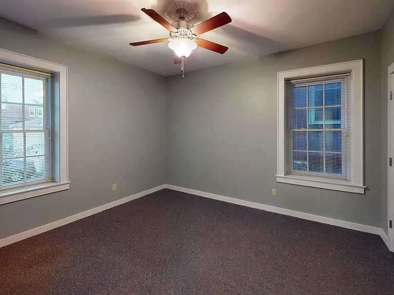 3867 Lafayette Ave — Photo 11
