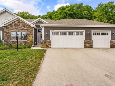 20148 Overstone DRIVE UNIT 35-2, Lannon, WI, 53046