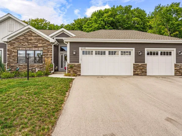 20148 Overstone DRIVE #35-2, Lannon, WI 53046