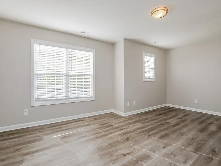 8112 Rolling Glenn Dr — Photo 14